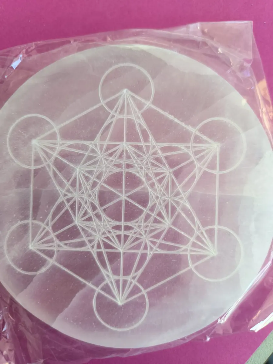 Disque en verre gravé du cube de Métatron
